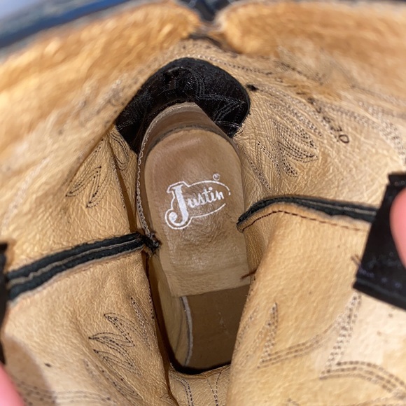 Justin boots brand black leather boots - Picture 2 of 3